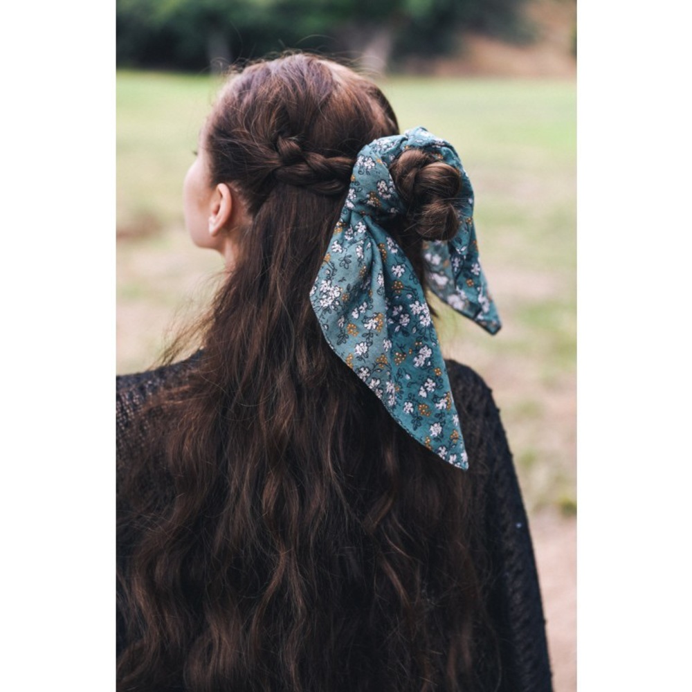 Spring Blossom Floral Bandana - Picture 3 of 4